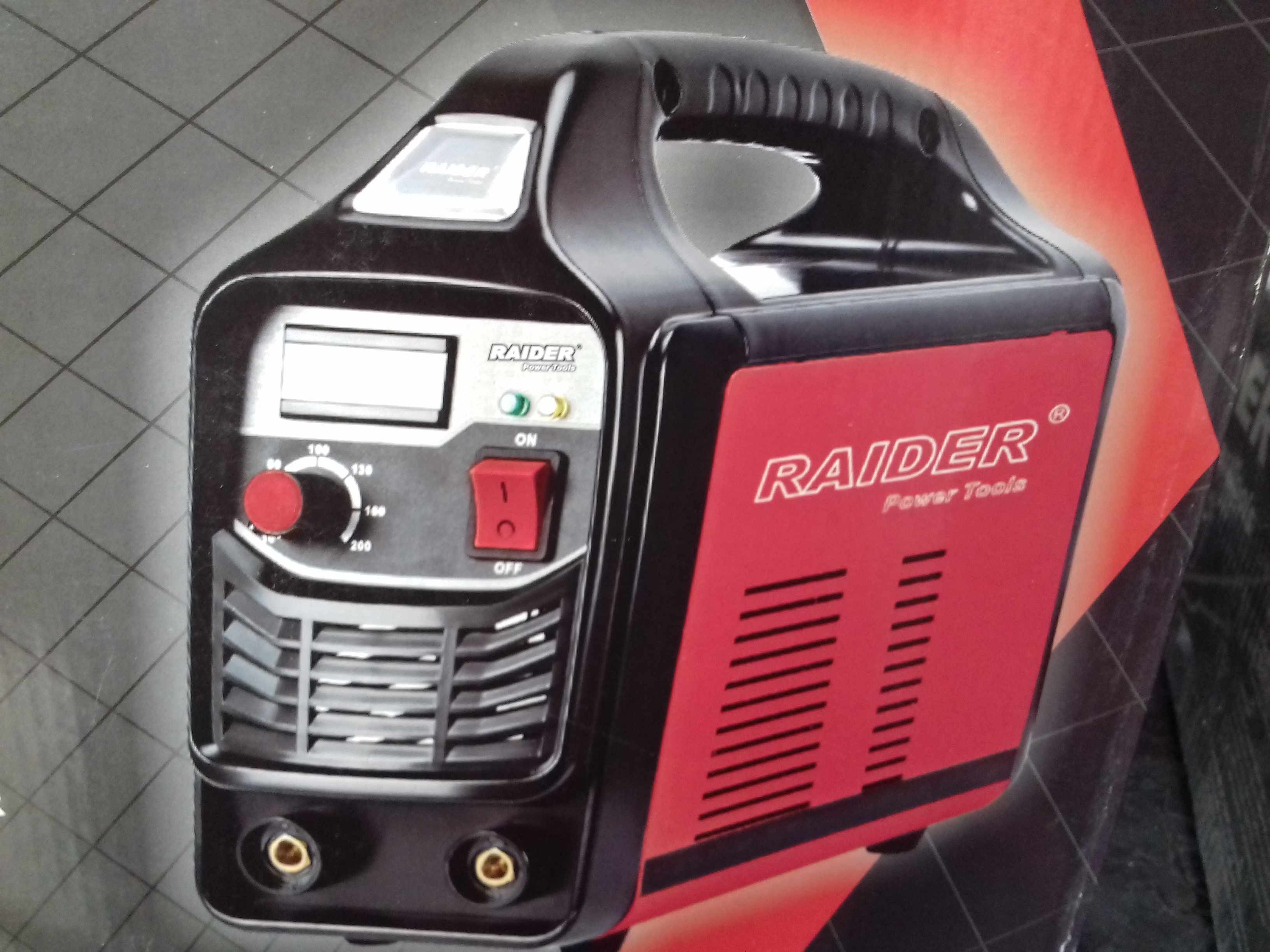 077205 INVERTOR SUDURS 200A RD-IW20