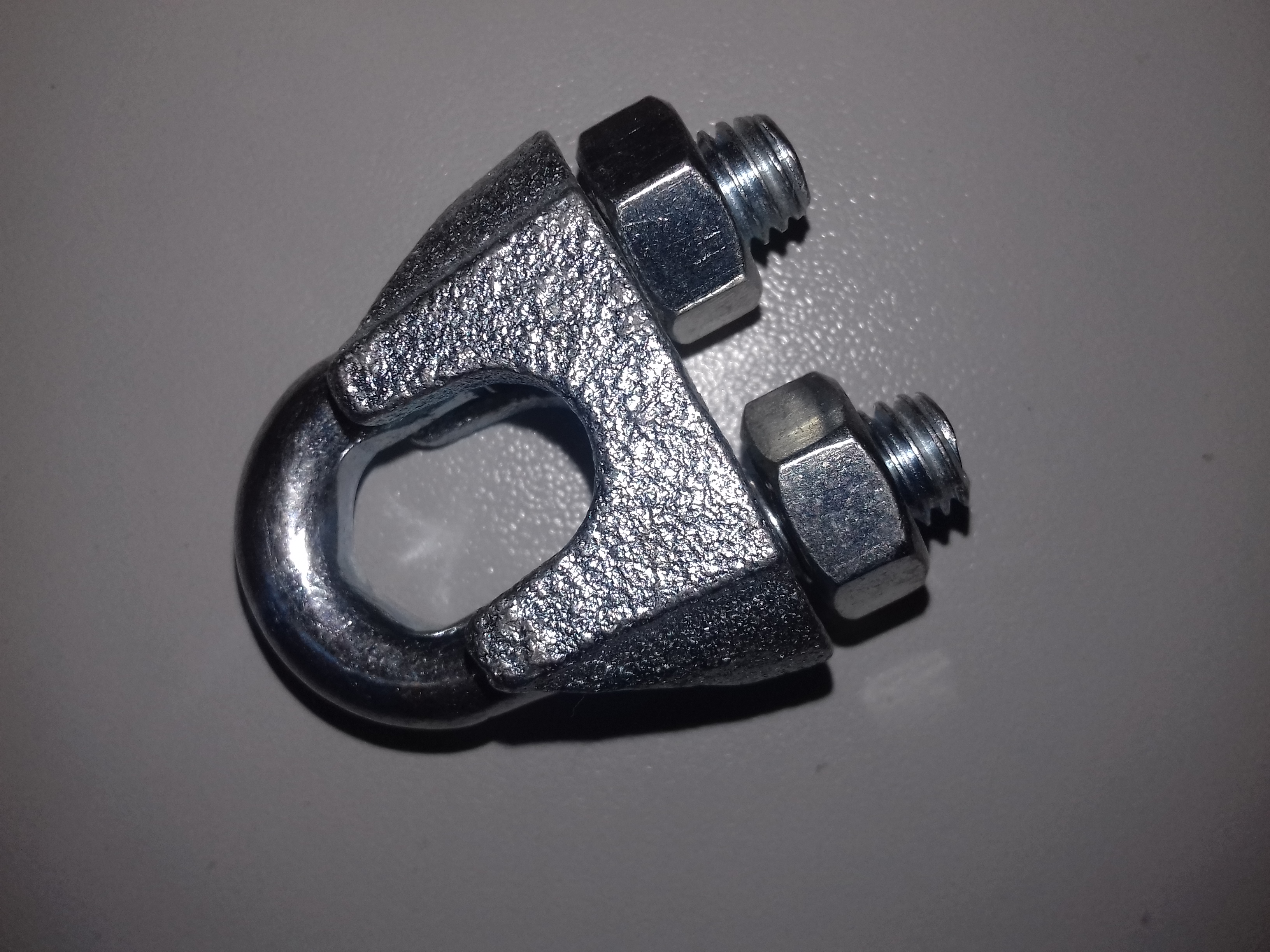 CLIPS M6*8 0741068S