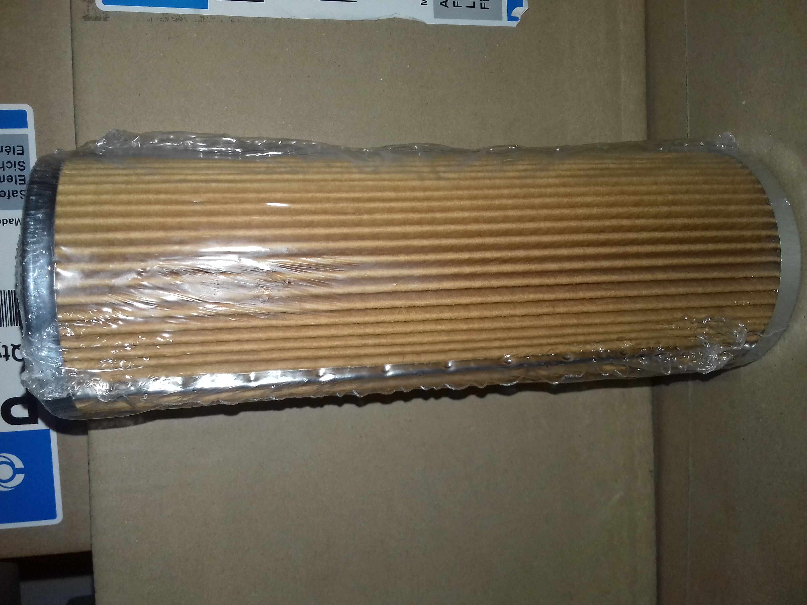 (27) FILTRU HIDR P171837