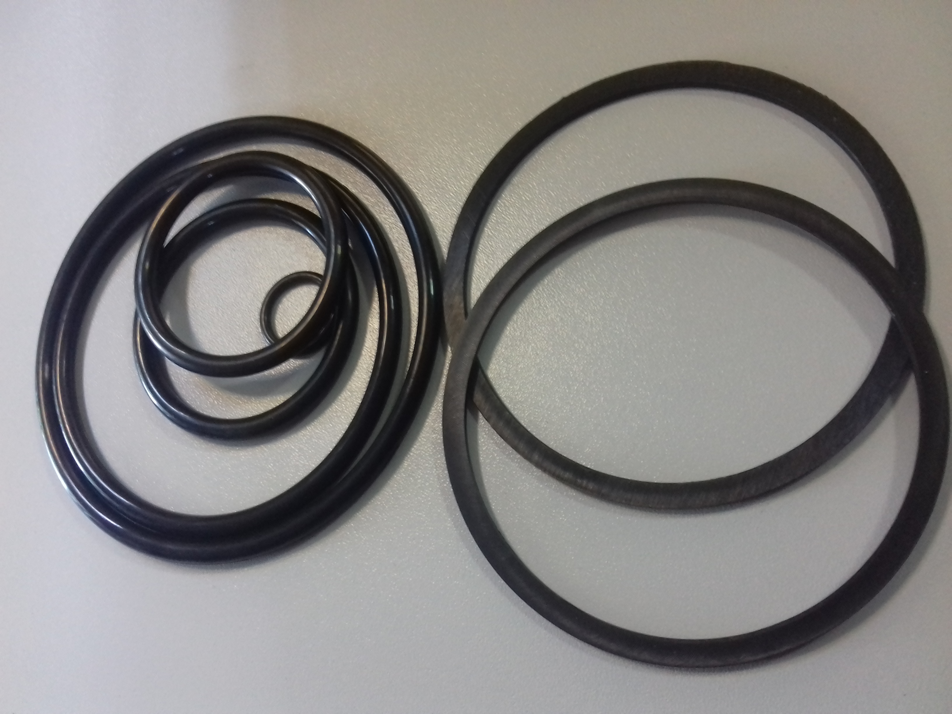 G37 GARNITURI  MONOBLOC U445 FI90