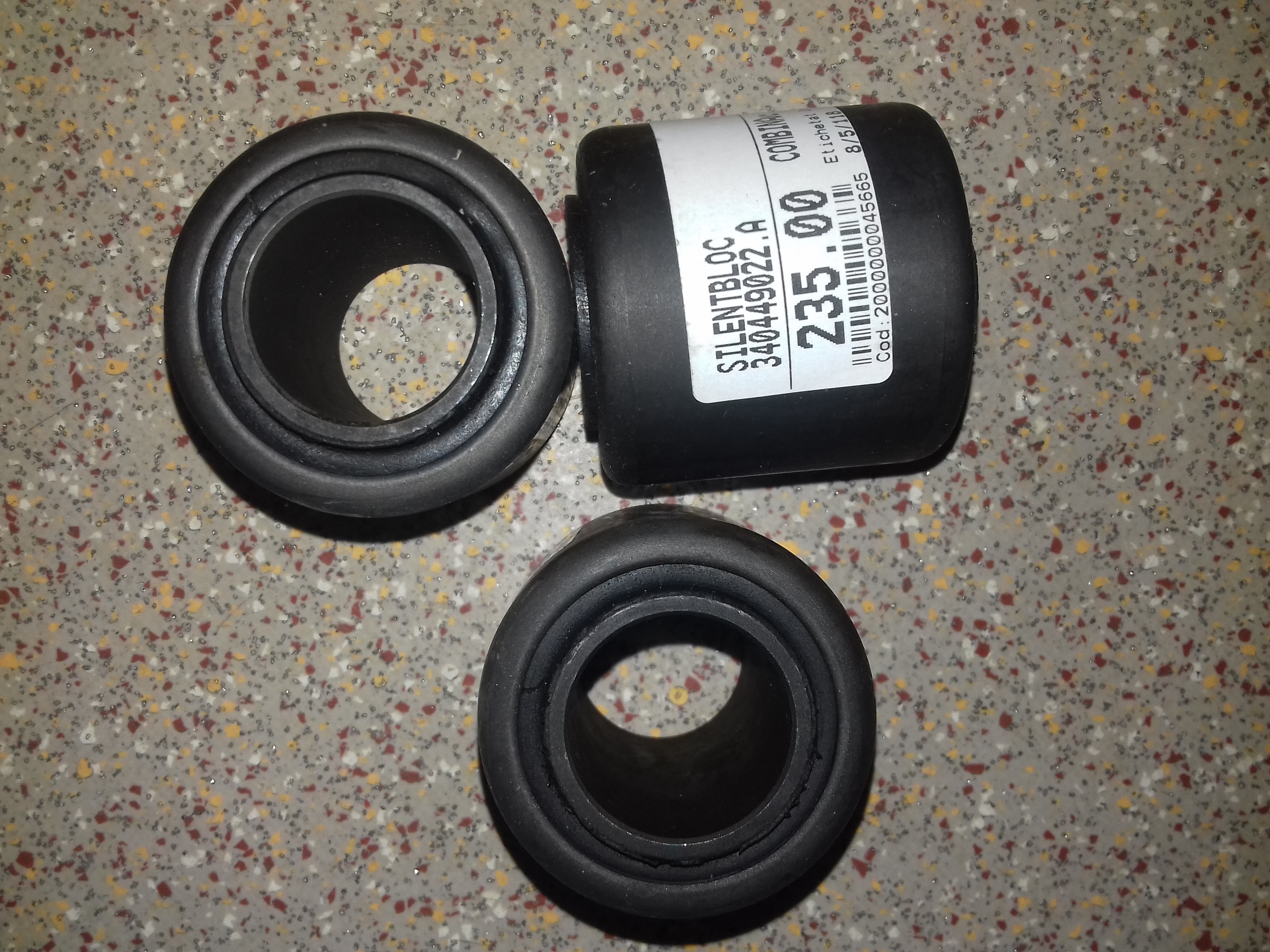 E49 SILENT BLOC 340449022.A 28*52*54