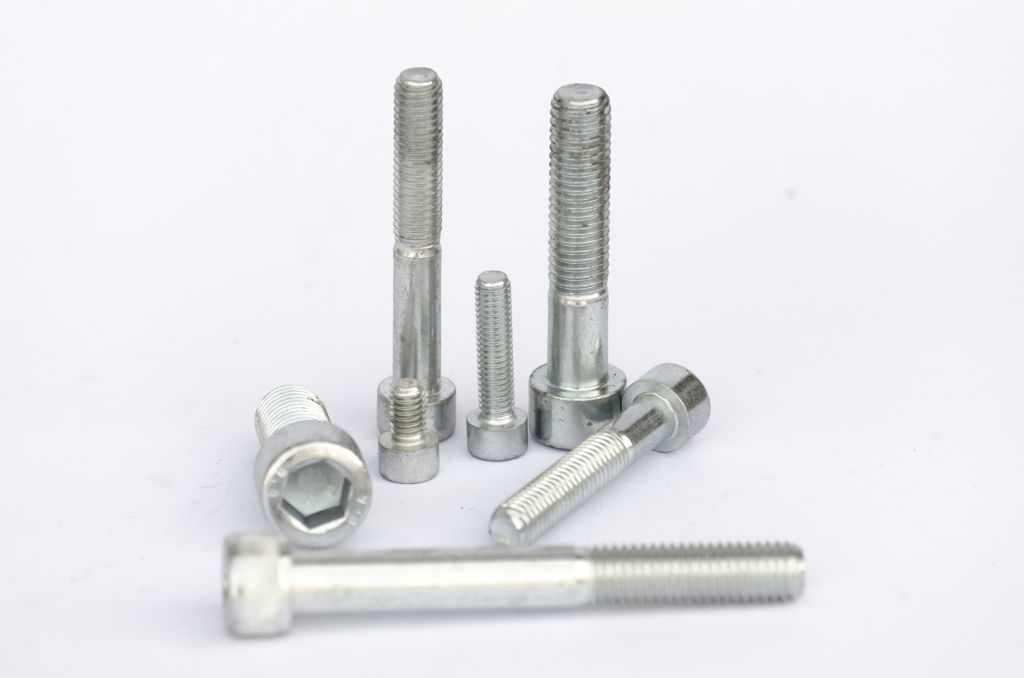 SURUB IMBUS M16*80 8.8 PF