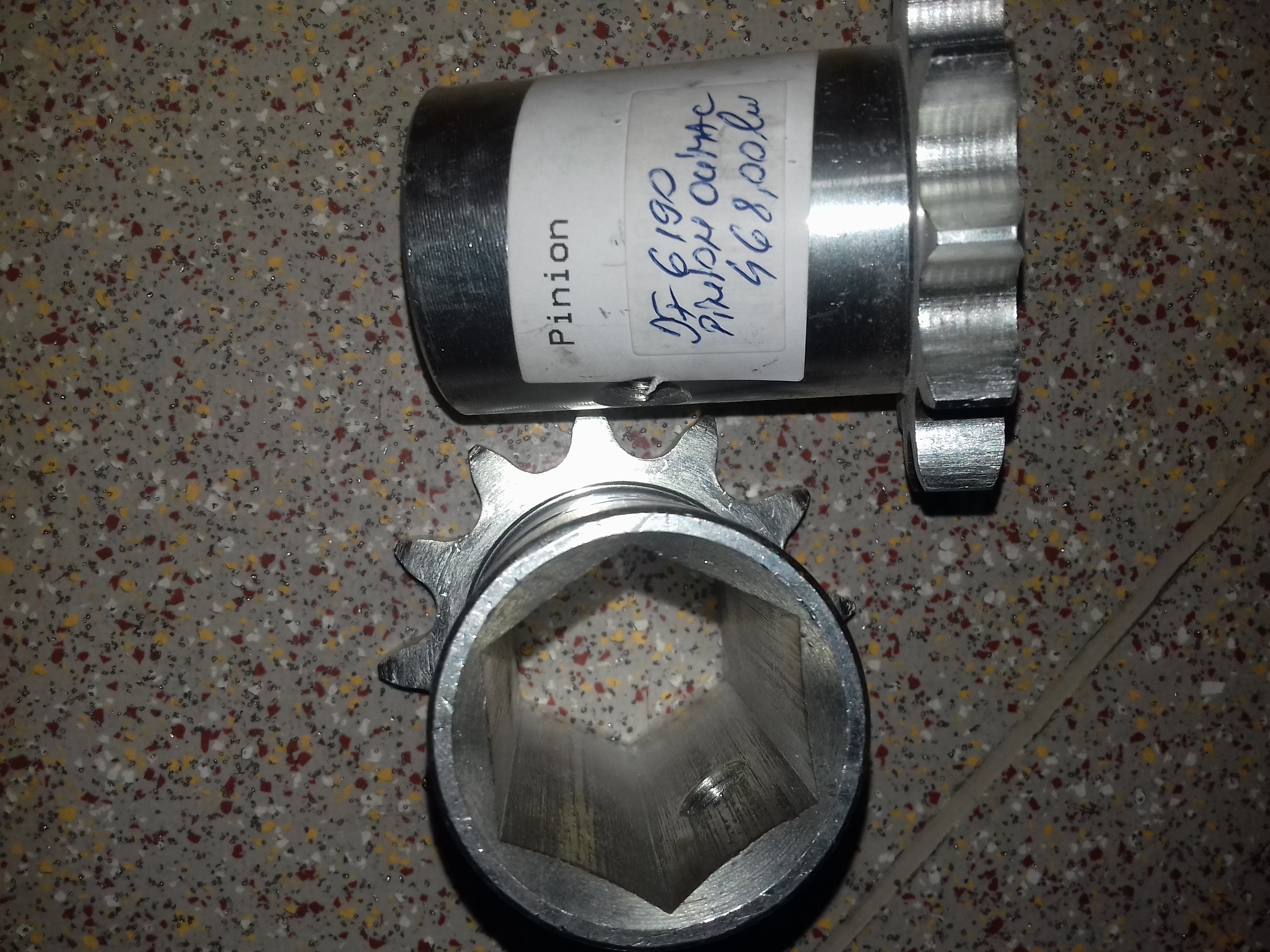 DF6190 PINION OLIMAC