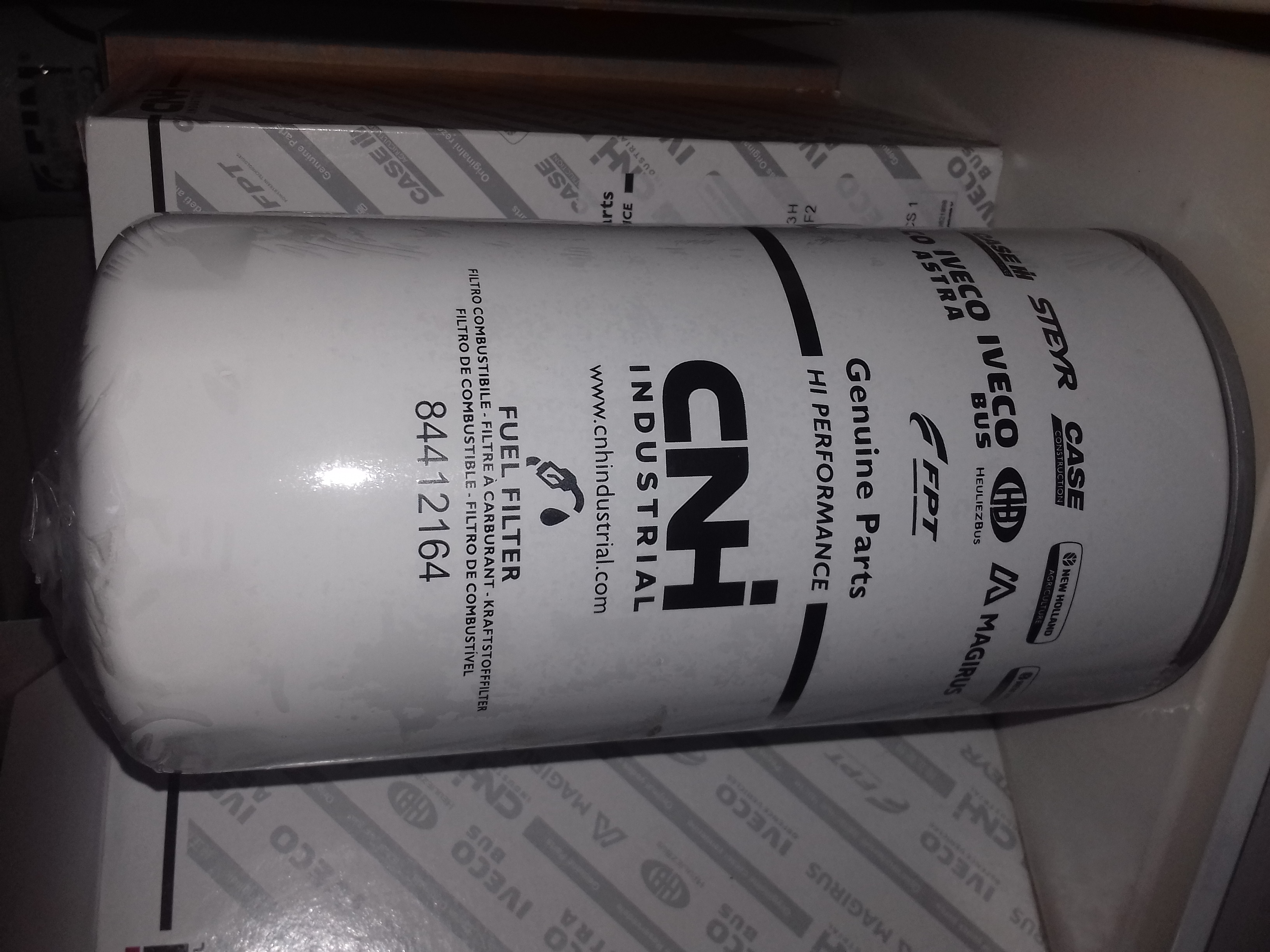 (36) FILTRU MOTORINA 84412164 (P550880)